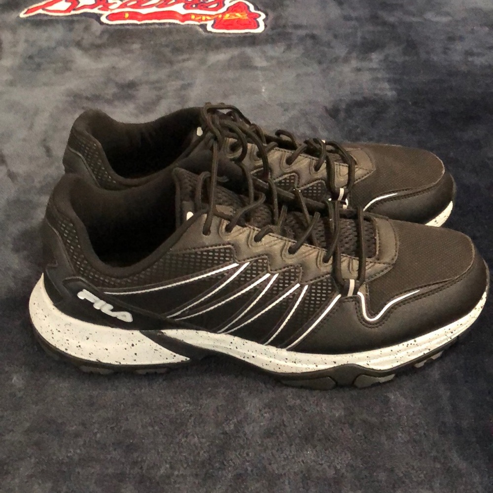 SZ 12 FILA BLACK ATHLETIC/CASUAL SHOES